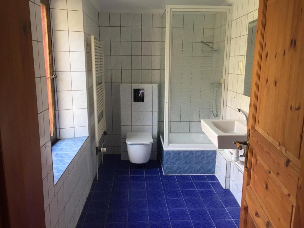Hotel Altes Faehrhaus Duisburg Eksteriør bilde