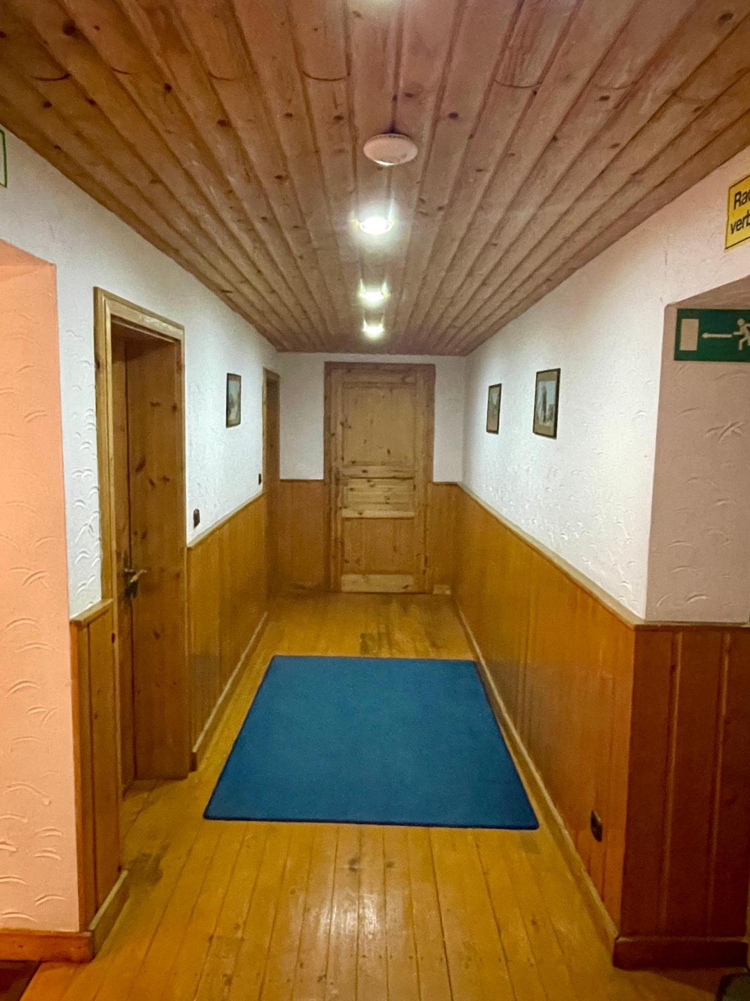 Hotel Altes Faehrhaus Duisburg Eksteriør bilde